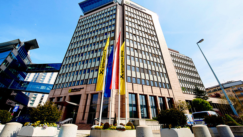 CMS berät jetzt Raiffeisen