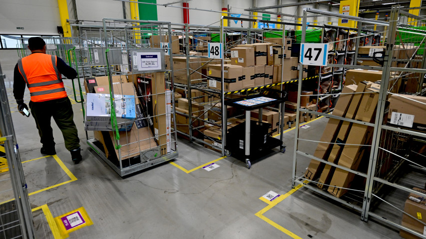 3-Euro-Steuer für in EU gelieferte kleine Packerl tritt in Kraft