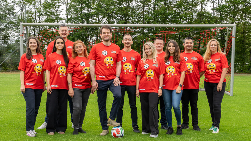 Anstoß für die „Penny Elf“ zur Fußball-WM 2026