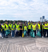 Lidl Österreich Lehrlinge sammeln Müll an der alten Donau