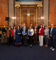 Gemeinsam gegen Fake News: Politik und Medien diskutieren Strategien für Vertrauen im digitalen Raum