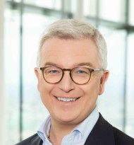 Neuer Vorstandsvorsitzender des Aufsichtsrat der Raiffeisen Bank International AG 