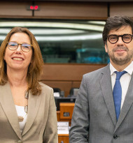 Österreicherin bekleidet Top-Luftfahrtposten