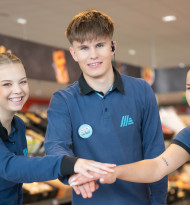 Mehr als 200 Lehrstellen: Hofer wirbt österreichweit um Nachwuchs