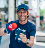 Ö3-Mikromann Tom Walek geht live auf Tour