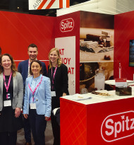 Spitz baut internationale Industrie-Partnerschaften auf der ISM aus