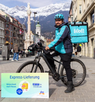 dm bringt Express-Lieferung nach Innsbruck