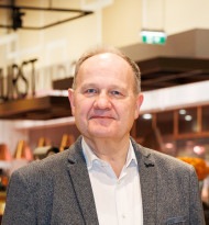 Oswald Kraxberger übernimmt Marktleitung bei Maximarkt Ried