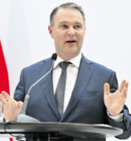 Babler und Holzleitner bei Round Table zu Medienethik