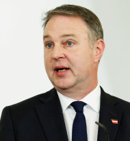 Medien nicht „am  Gängelband halten“
