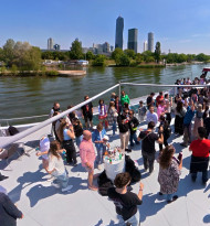 Panoramafahrten, Motto-Cruises und Party-Location