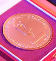 Barbara Wolschek erhält Axel Corti-Preis