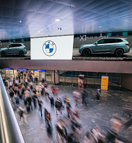 BMW nutzt neue DOOH-Werbefläche