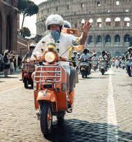 80 Jahre Vespa mit 50.000 Vespisti
