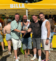 Billa spendet für RosaLila PantherInnen