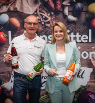 Spar nimmt Säfte und Most von Loaster exklusiv ins Sortiment
