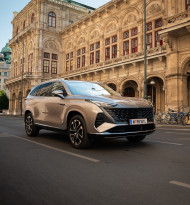 MG bringt neues Plug-in-Hybrid-SUV MGS9 auf den Markt