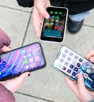 Jeder Vierte nutzt Smartphone zu intensiv