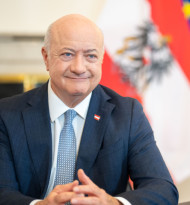 APA-Comm-Ranking: Christian Stocker mit höchster Medienpräsenz im Juli