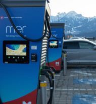 MPreis baut gemeinsam mit Mer Austria E-Ladeinfrastruktur aus