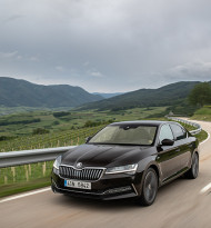 Škoda Superb: 25 Jahre Komfort, Geräumigkeit und technische Exzellenz