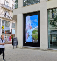 Infinity Media bringt Social Content automatisiert auf DOOH-Screens