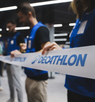 Decathlon übertrifft Erwartungen bei Filialstart in Innsbruck