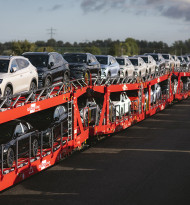 200 neue Auto-Waggons