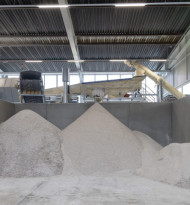 Gipsrecycling: Aufbereiteter Gips als Rohstoff für neue Gipskartonplatten